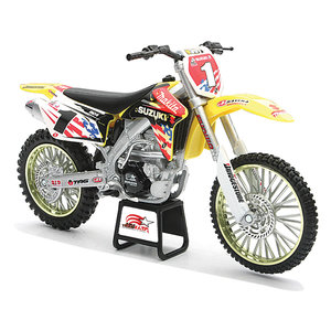 Модель мотоцикла Suzuki RM-Z